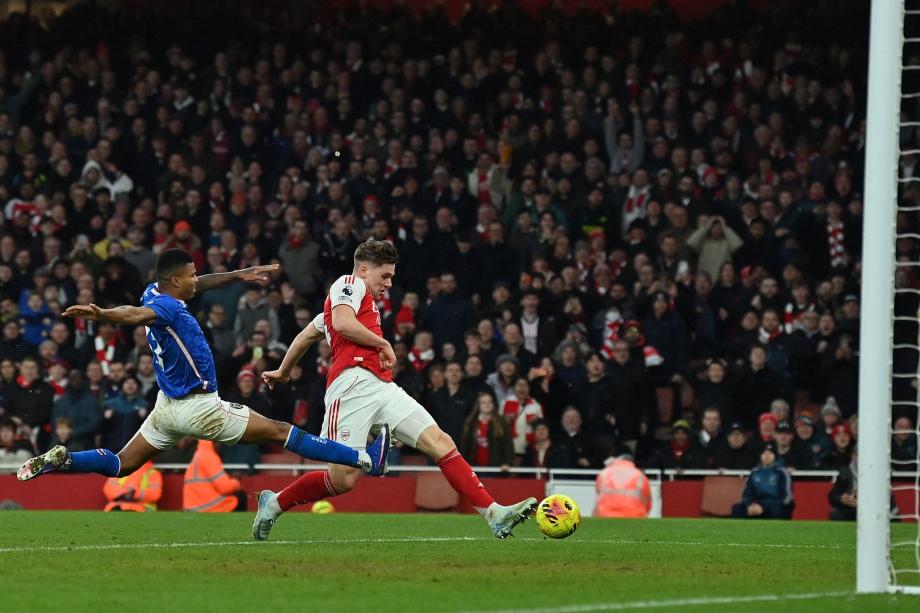 1xBET中文版-英超-苏比门迪破门约克雷斯两球 阿森纳三球完胜