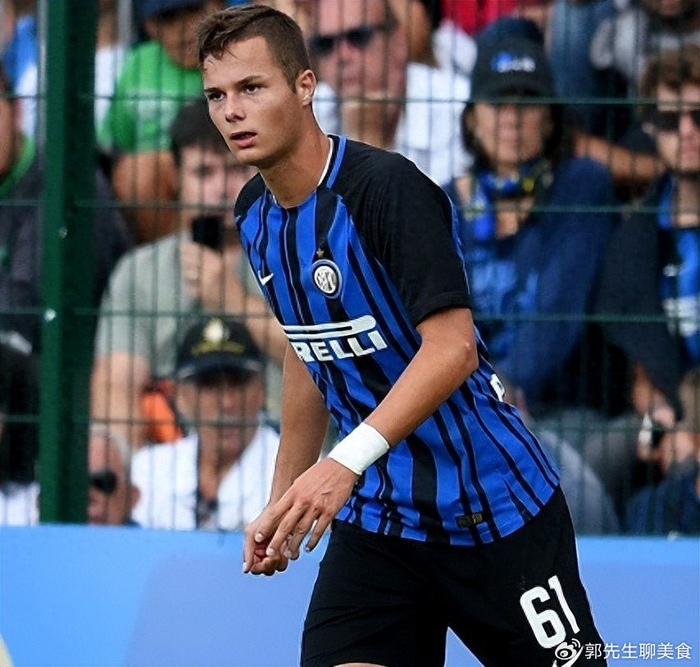 1xBET中文版-曾被估价4000万欧!蓝黑小将又遭遇重伤,国米追求17岁超新星|国际米兰|卡尔博尼|范赫斯登|巴雷拉|科斯托夫_新浪体育_新浪新闻