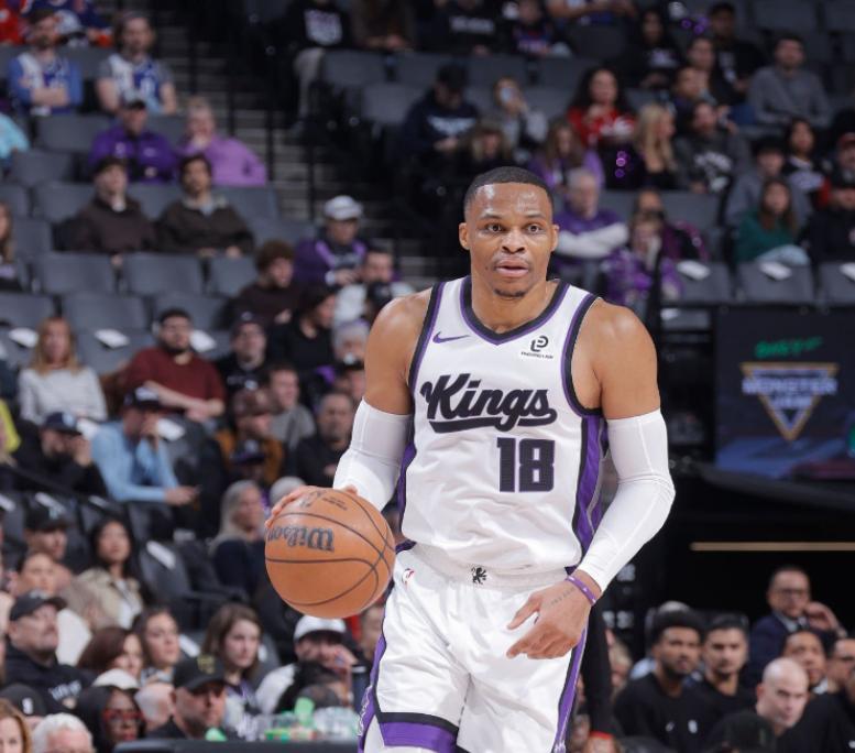 坎宁安29+5+11+3杜伦8中7,活塞主场23分大胜,威少难阻国王5连败