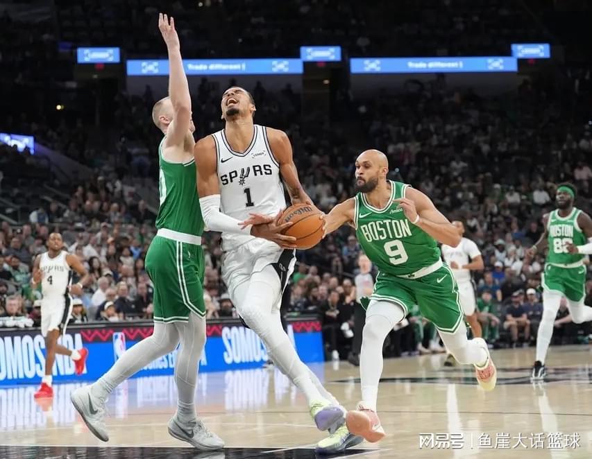 1xBET中文版-NBA最新排名出炉！火箭坐收大礼，勇士开始掉队，湖人也升到第四