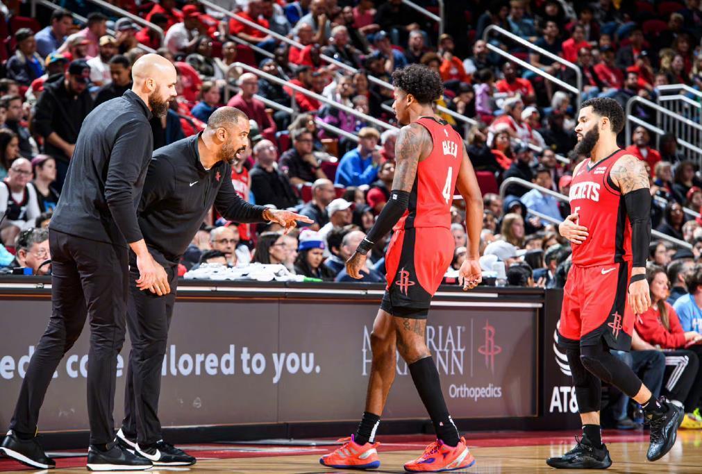 背靠背第2场,客场对阵掘金!火箭队又一人缺阵!轮换阵容仅剩8人