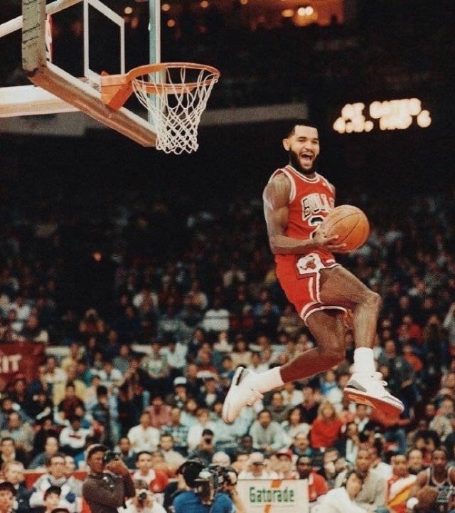 1612324222421063934.png 1xbet安全平台-范乔丹打出“乔丹范”!单场狂轰54分创两项历史纪录